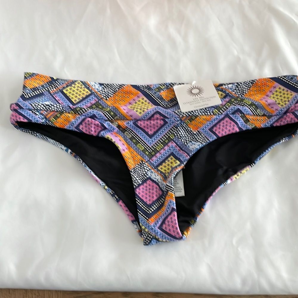 ONDADE MAR BIKINI BOTTOM.  NEW WITH TAGS.